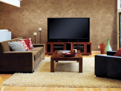 Бежевые стены с легким золотистым оттенком