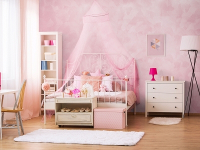 Нежно розовые стены